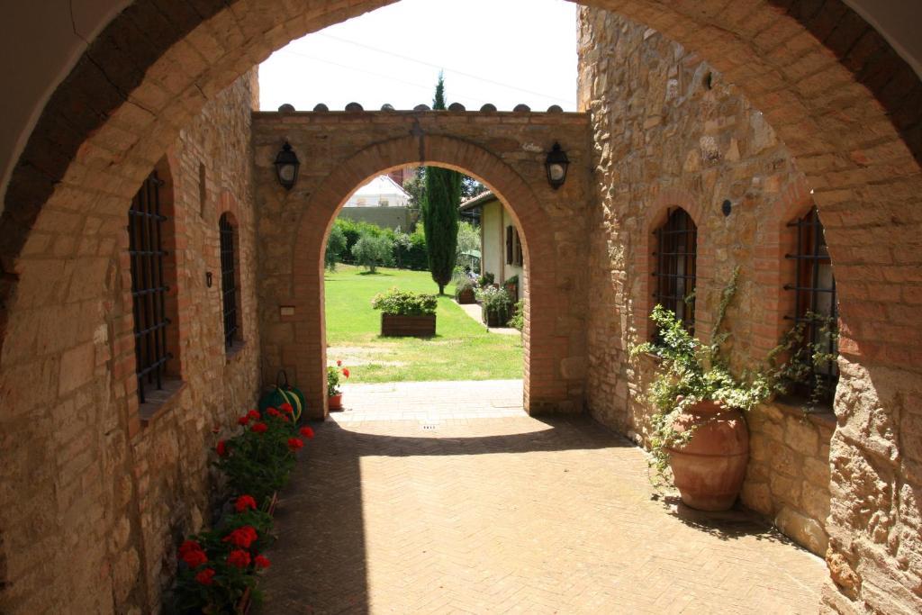 Agriturismo Villa Opera Volterra Exterior photo